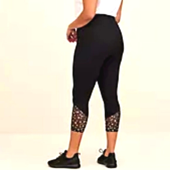 ❤️NWT VINTAGE TORRID LEGGING BLACK FOIL STAR MESH CROP 24" MID-RISE - PLUS SIZE - Picture 2 of 10